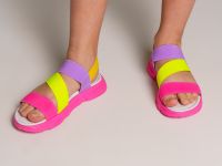 Сандалии для девочек