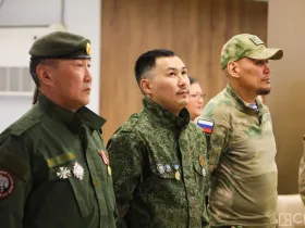 В Якутске вручили нагрудные знаки «Доброволец Донбасса» ветеранам СВО
