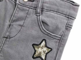 Джинсы для маленькой девочки