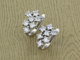 Серьги из белого золота с бриллиантами э0901сг09180900