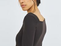 Лонгслив с асимметричным вырезом, Коричневый