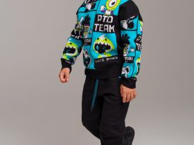 Свитер трикотажный для мальчиков