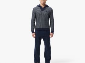 Мужской свитер Lacoste с высоким воротом на молнии классического кроя