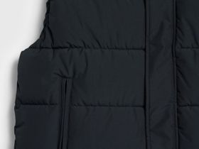 Утеплённый стёганый жилет, Черный