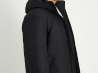 Утепленная куртка с воротником-стойкой