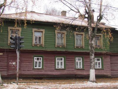 Дом жилой с лавкой А.Г.Архиповой