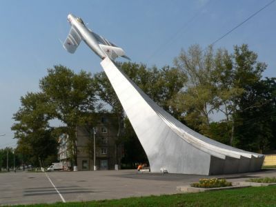 Памятник летчикам