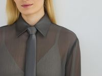 Блузка из жатого шифона с галстуком, Серый