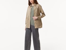 Женская лёгкая куртка Lacoste