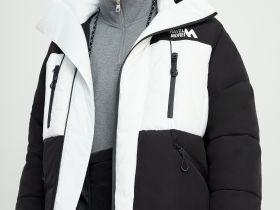 Утепленная куртка с контрастной отделкой