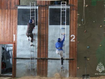 В Якутске проходит чемпионат по пожарно-спасательному спорту