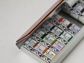 Набор акварели Super Vision "China Academy of Art museum Joint" 24 цв в кюветах в метал. кейсе