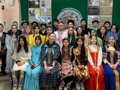 В Якутии провели первый межрегиональный конкурс чтецов в честь Дня родного языка