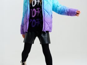 Куртка текстильная с полиуретановым покрытием для девочек