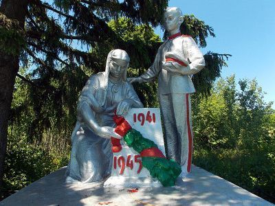 Братская могила воинов, погибших в 1943 г.