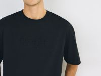 Футболка с объёмной вышивкой, Черный