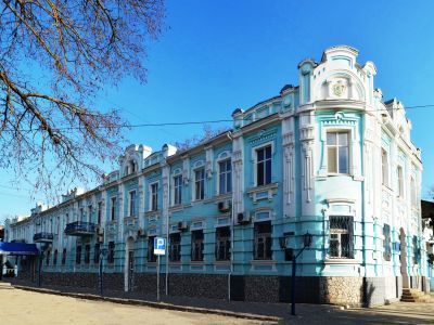 Здание управления постройки порта
