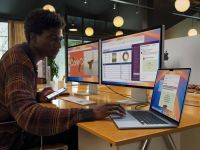 Ноутбук Apple