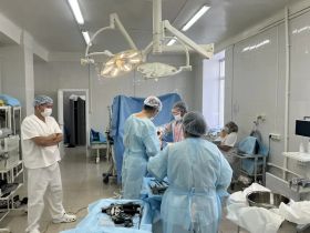 Мобильные хирурги начали работу в Алданском районе