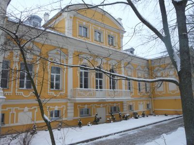 Корпус настоятельский