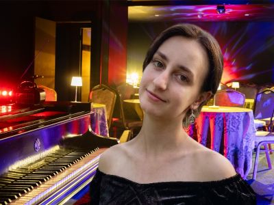Страсть и нежность на языке оригинала. Романтические хиты & фортепианные импровизации