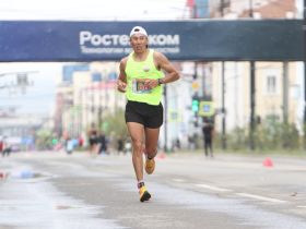 Якутянка Татьяна Артемьева впервые завоевала серебро чемпионата России по бегу 100 км