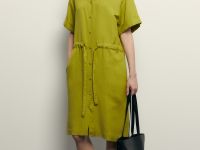 Платье А-силуэта с поясом на кулиске