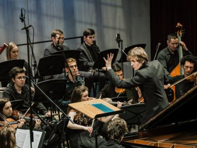 Билеты на Чайковский. Щелкунчик. Свиридов. Метель. Рахманинов. Концерт № 2 (Консерватория им. Чайковского) / Концерт | Афиша | ИнфоТаймс