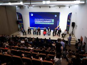 Глава СЖР: на журналистах сегодня лежит особая ответственность