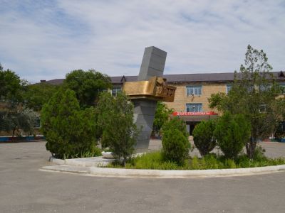 Обелиск дважды Герою Советского Союза А.Султану