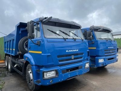 Автопарк планово пополнился отечественной техникой