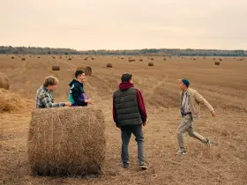 Якутяне смогут увидеть премьеру сериала «Она такая классная» в онлайн-кинотеатре KION от МТС