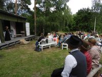 Лесная сцена парка Монрепо