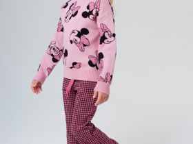 Свитер трикотажный для девочек