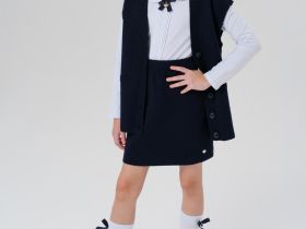 Комплект трикотажный для девочек: жилет, юбка