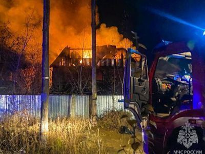Крупный пожар в частном доме произошел в Якутске