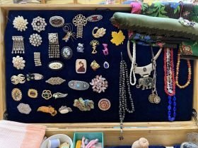 В Якутске открылась ярмарка любителей старины «Ленские клады»