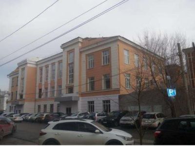 Здание учебного корпуса Куйбышевского авиационного института (бывшее Духовное училище) с помещением актового зала, архитекторы  А.А.Щербачев, Б.А.Носин