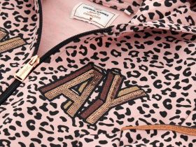 Толстовка на молнии для девочки