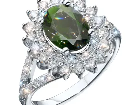 Кольцо из белого золота с хромдиопсидом э4754кц08220453