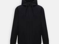 Ветровка с капюшоном