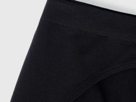 Базовые бесшовные трусы-брифы, Черный