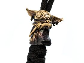 Бусина из бронзы "Крутой Грогу" с темляком