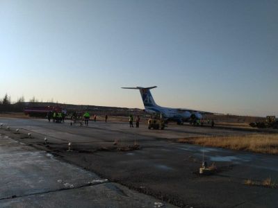 В Мирном пассажирский самолет выкатился за пределы взлетной полосы. Погибших и пострадавших нет