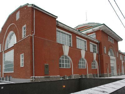 Контора первого в России автомобильного завода АМО (основан в 1916 г.)