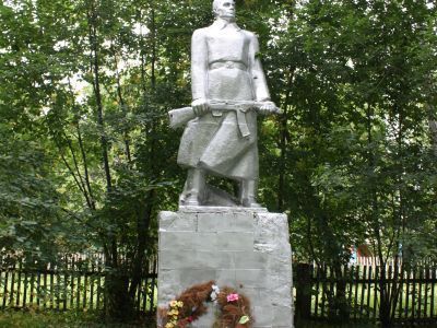 Памятник воинам, погибшим в годы Великой Отечественной войны (1941 - 1945 гг.)