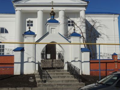 Ограда с воротами