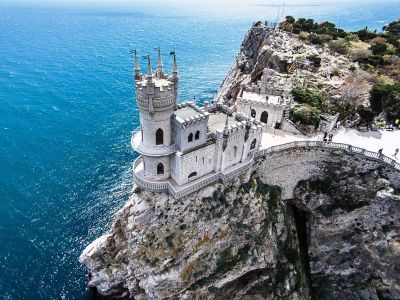 Дворец «Ласточкино гнездо»