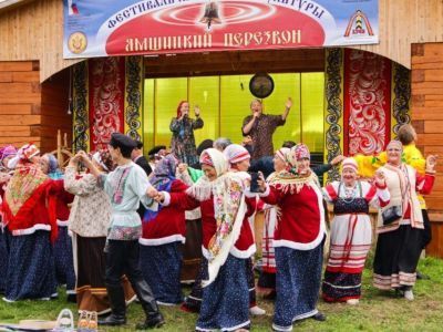 Фестиваль народной культуры «Ямщицкий перезвон» прошёл в Хангаласском районе