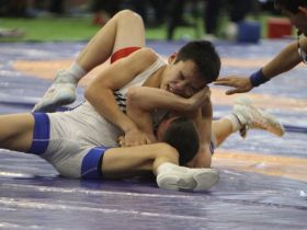 Около 1400 юных участников собрал фестиваль борьбы в Якутске